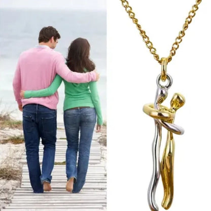 Collar Pareja Forever™ – Abrazo Eterno 💑 | Cadena Acero + Dije Baño Rodio